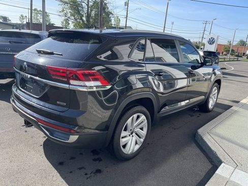 Used 2021 Volkswagen Atlas Cross Sport SE image 7