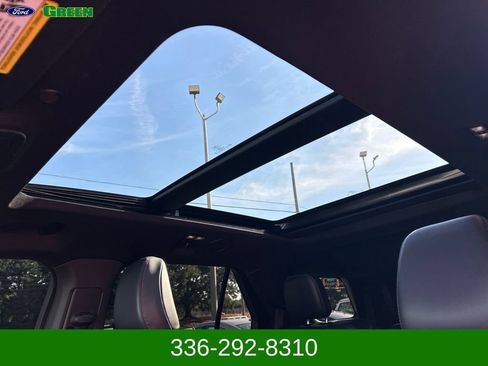Used 2025 Ford Explorer ST w/ Sun And Sound Package AWD/4WD image 21