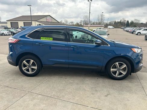 Used 2020 Ford Edge SEL w/ Convenience Package AWD/4WD image 4