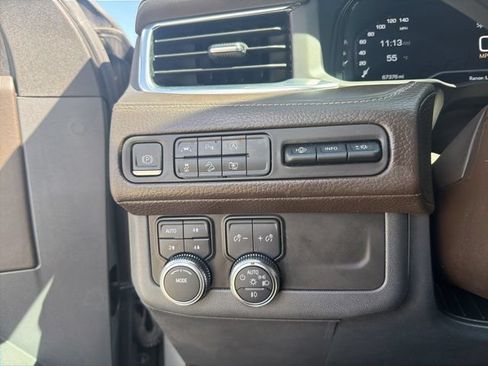 Used 2023 GMC Yukon XL Denali AWD/4WD image 20