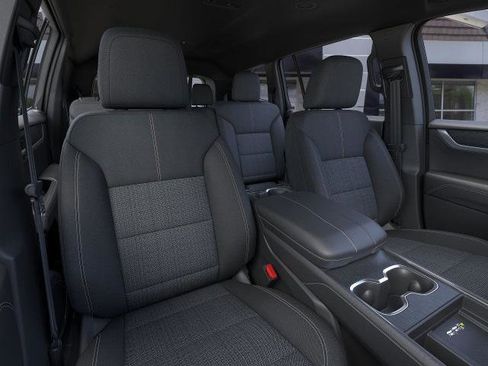 New 2026 GMC Acadia Elevation image 16