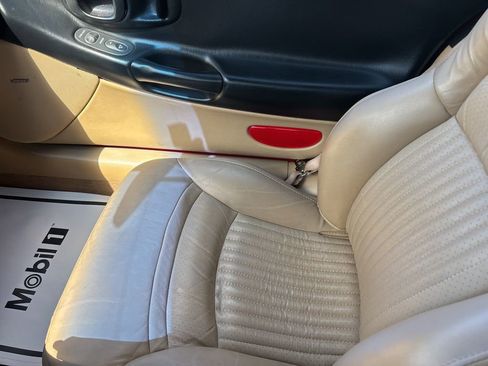 Used 2004 Chevrolet Corvette Coupe w/ Preferred Equipment Group image 24