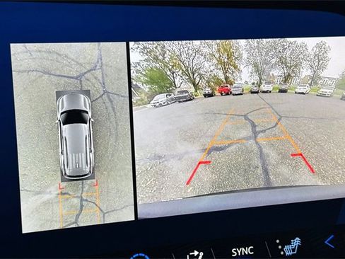 Used 2024 Chevrolet Traverse LT w/ LPO, Floor Liner Package image 28