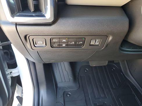 New 2026 GMC Hummer EV 4x4 Crew Cab image 30