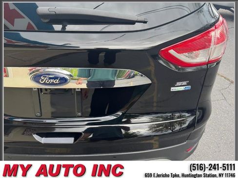 Used 2016 Ford Escape SE w/ SE Chrome Package AWD/4WD image 36