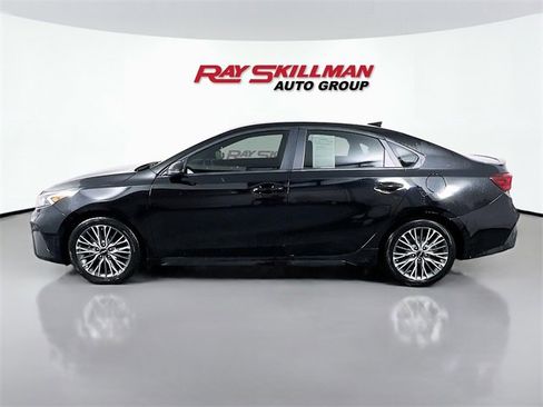 Used 2023 Kia Forte GT-Line w/ GT-Line Premium Package image 4