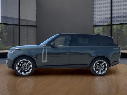 New 2026 Land Rover Range Rover Long Wheelbase SE AWD/4WD image 13