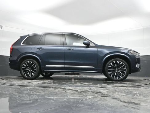 New 2026 Volvo XC90 B6 Plus w/ Protection Package AWD/4WD image 39