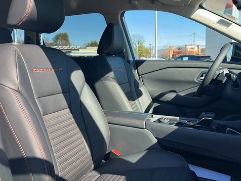 New 2026 Nissan Rogue SV image 11