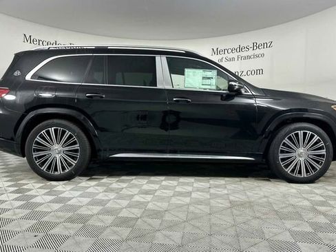 New 2026 Mercedes-Benz Maybach GLS 600 4MATIC image 3