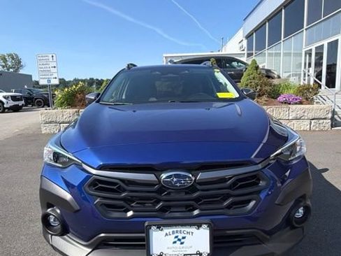 Certified 2025 Subaru Crosstrek 2.5i Premium AWD/4WD image 2