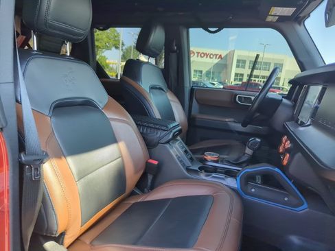 Used 2022 Ford Bronco Outer Banks AWD/4WD image 27