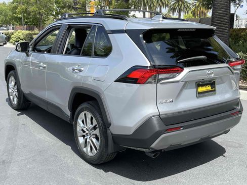 Used 2021 Toyota RAV4 Limited w/ Carpet Mat Package (TMS) image 2