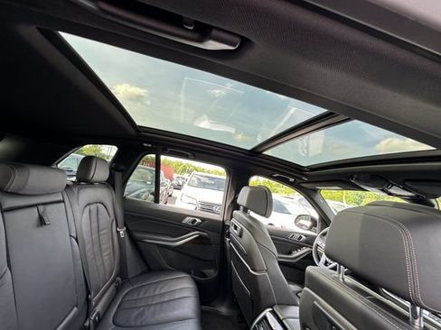 Used 2020 BMW X5 xDrive40i w/ Premium Package AWD/4WD image 31