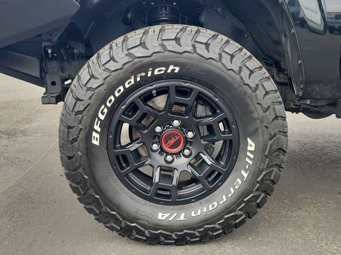 Used 2019 Toyota Tacoma SR5 RWD image 29