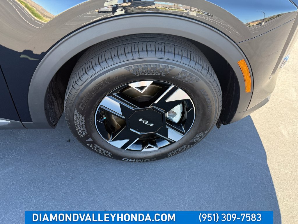 Used 2026 Kia Sportage LX FWD image 28
