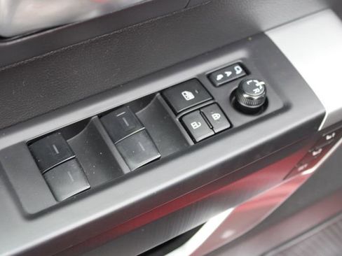 Used 2024 Toyota Tundra Platinum image 19