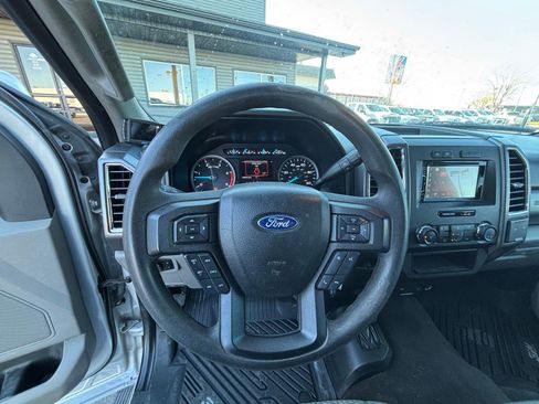 Used 2017 Ford F250 XLT image 19