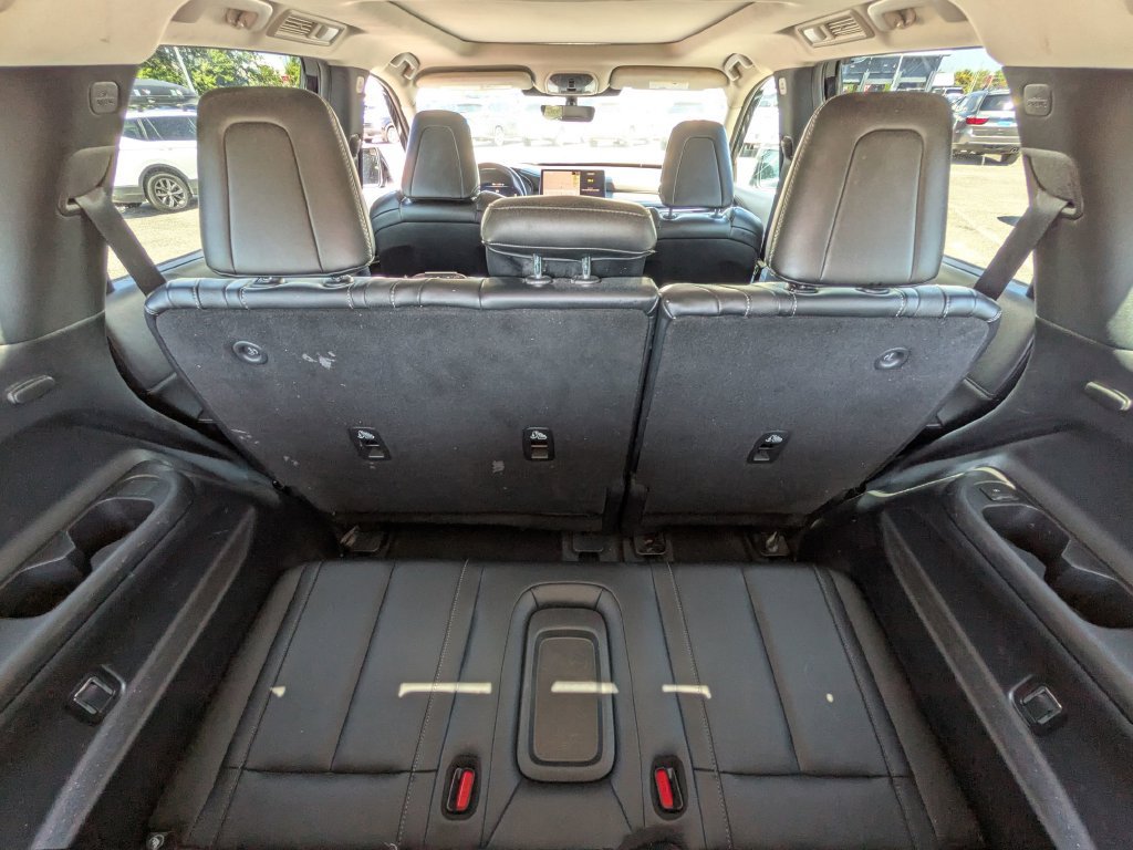 Used 2023 INFINITI QX60 Luxe w/ Cargo Package FWD image 34