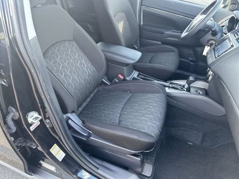 Used 2025 Mitsubishi Outlander Sport ES AWD/4WD image 26