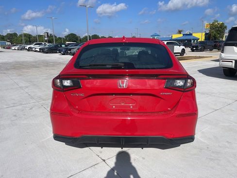 Used 2024 Honda Civic Sport image 6