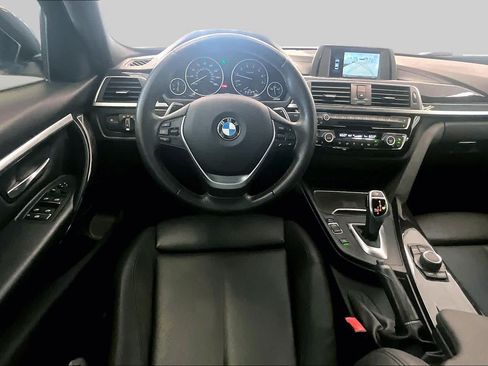 Used 2018 BMW 330i Sedan w/ Convenience Package RWD image 5