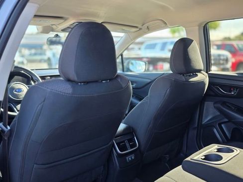 Used 2022 Subaru Outback Premium image 19