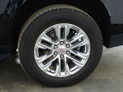 Used 2022 GMC Yukon SLT w/ SLT Luxury Package image 44