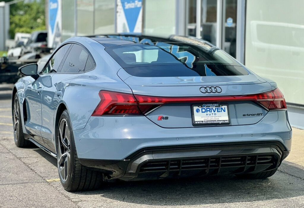 Used 2024 Audi RS e-tron GT w/ Carbon Performance Package AWD/4WD image 3