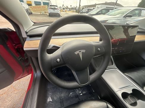 Used 2023 Tesla Model 3 Standard Range RWD image 15