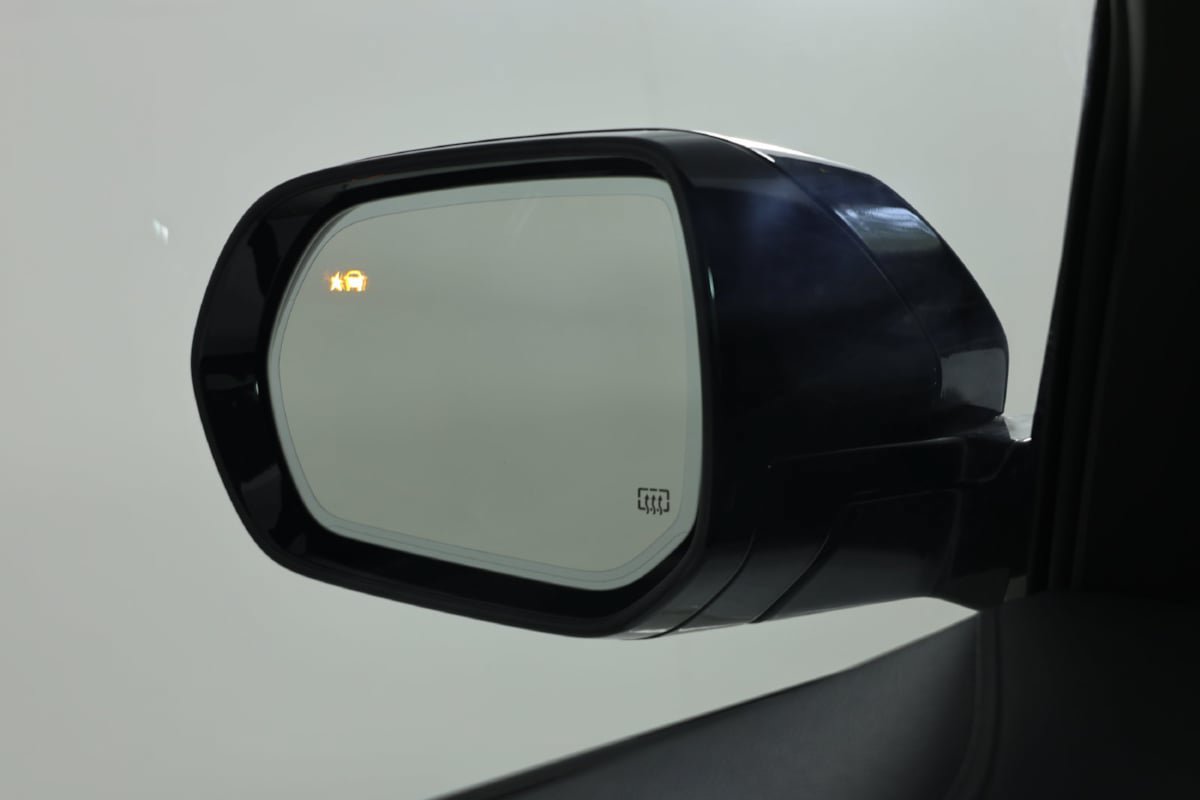 Used 2026 Buick Enclave Sport Touring AWD/4WD image 18