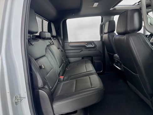 Used 2024 GMC Sierra 3500 Denali w/ Denali Reserve Package image 34