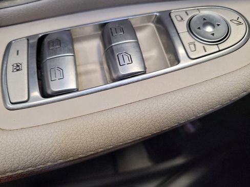 Used 2016 Mercedes-Benz C 300 4MATIC Sedan image 27