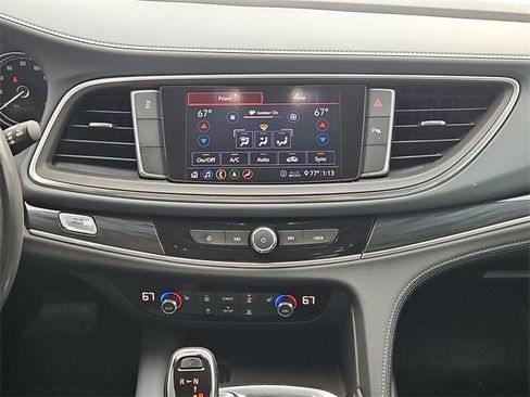 Used 2020 Buick Enclave Essence w/ Sound and Sites Package image 19