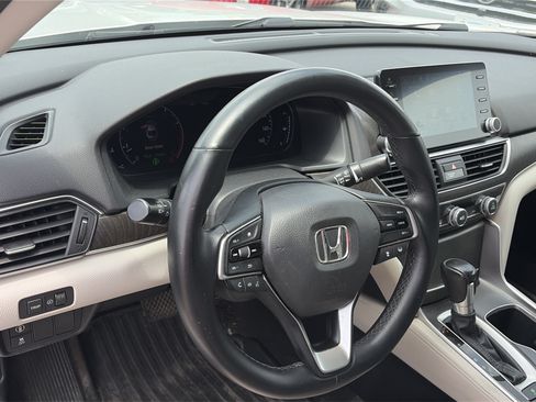 Used 2018 Honda Accord EX-L image 19