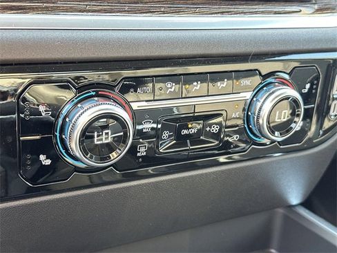 New 2026 GMC Sierra 1500 Elevation w/ LPO, Elevation Black Package image 12