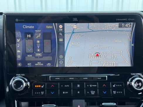 Used 2022 Toyota Highlander Platinum image 24