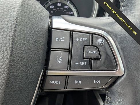 Used 2021 Toyota Highlander XSE image 29