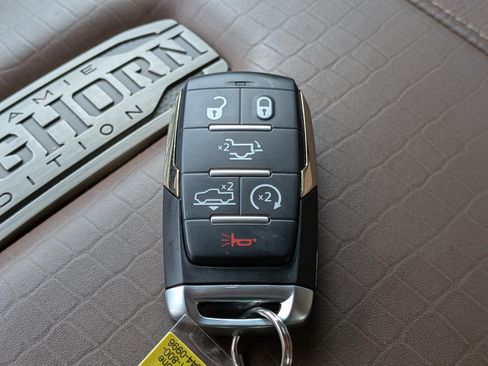Used 2019 RAM 1500 Limited AWD/4WD image 33