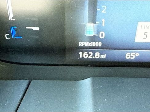 Used 2025 Ford Maverick Lobo AWD/4WD image 18