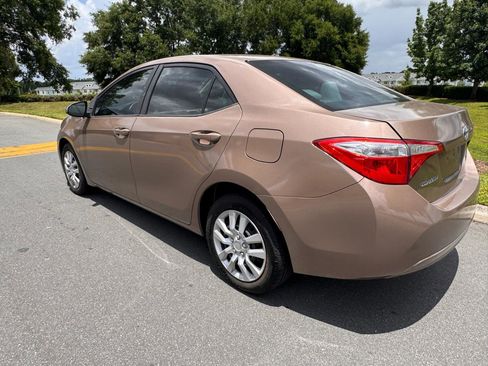 Used 2016 Toyota Corolla LE FWD image 14