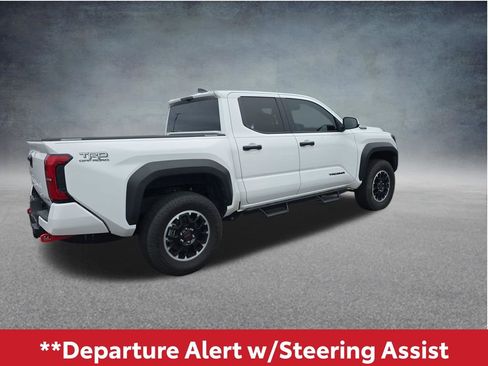 Used 2024 Toyota Tacoma TRD Off-Road AWD/4WD image 5