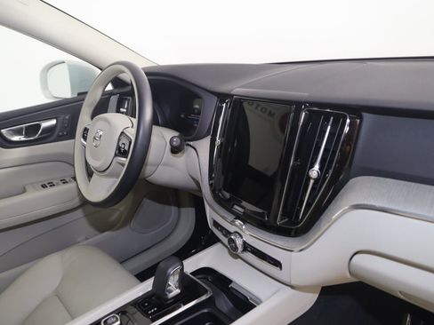 Used 2023 Volvo XC60 B5 Plus w/ Climate Package image 40