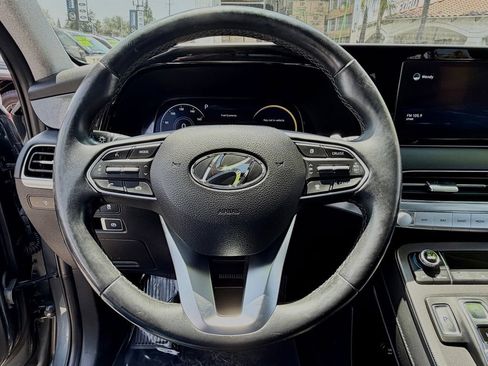 Used 2022 Hyundai Palisade Limited w/ Cargo Package FWD image 25
