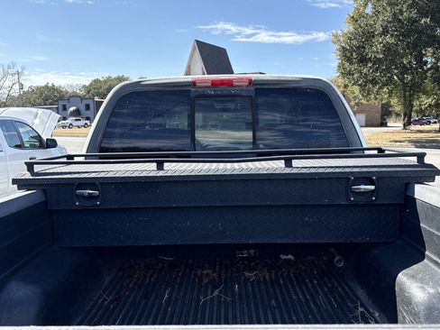 Used 2002 Ford F150 XLT image 3