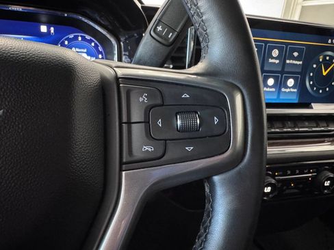 Used 2023 Chevrolet Silverado 1500 RST AWD/4WD image 17
