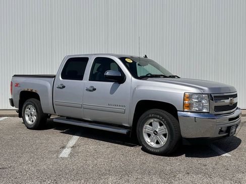 Used 2013 Chevrolet Silverado 1500 LT w/ All-Star Edition AWD/4WD image 9