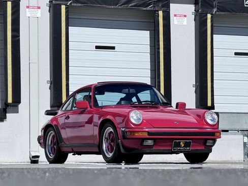 Used 1988 Porsche 911 Carrera RWD image 23