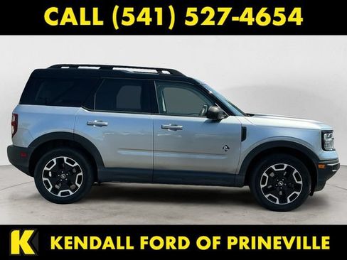 Used 2022 Ford Bronco Sport Outer Banks w/ Tech Package AWD/4WD image 4