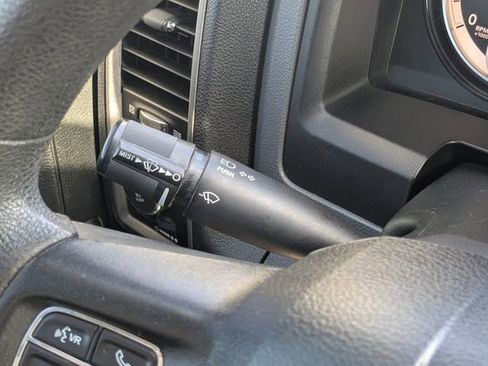 Used 2017 RAM 1500 Express w/ Express Value Package image 25